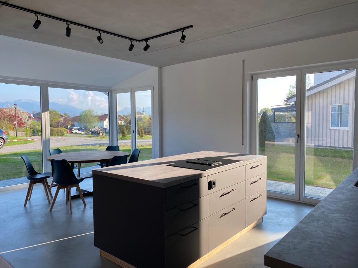 شقة Neubau Gruener Wolpertinger Designwhg 106Qm Barrierefrei يبريتيبرون أم تشيمسي المظهر الخارجي الصورة